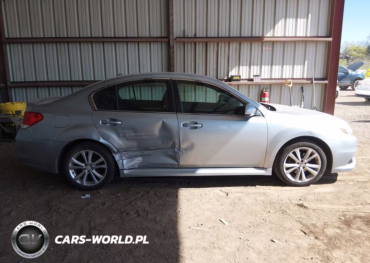 2014 Subaru Legacy 2.5I Premium VIN:4S3BMCC61E3002473 - 13