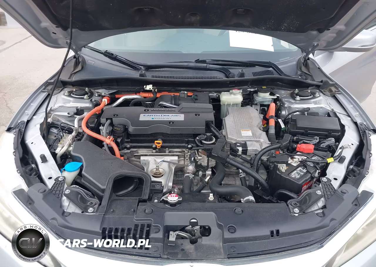 2017 Honda Accord Hybrid Touring VIN:JHMCR6F71HC028330 - 10