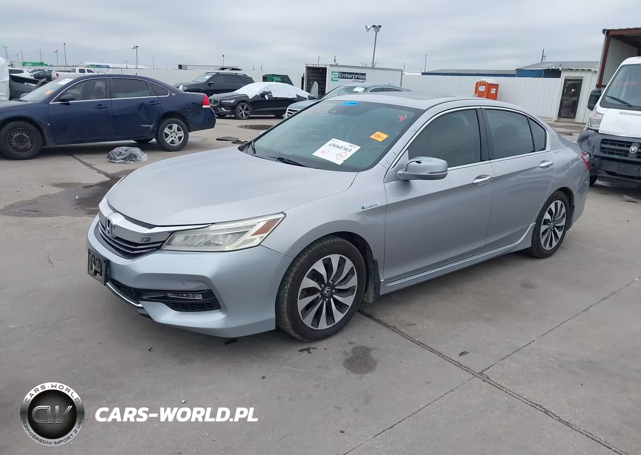 2017 Honda Accord Hybrid Touring VIN:JHMCR6F71HC028330 - 2