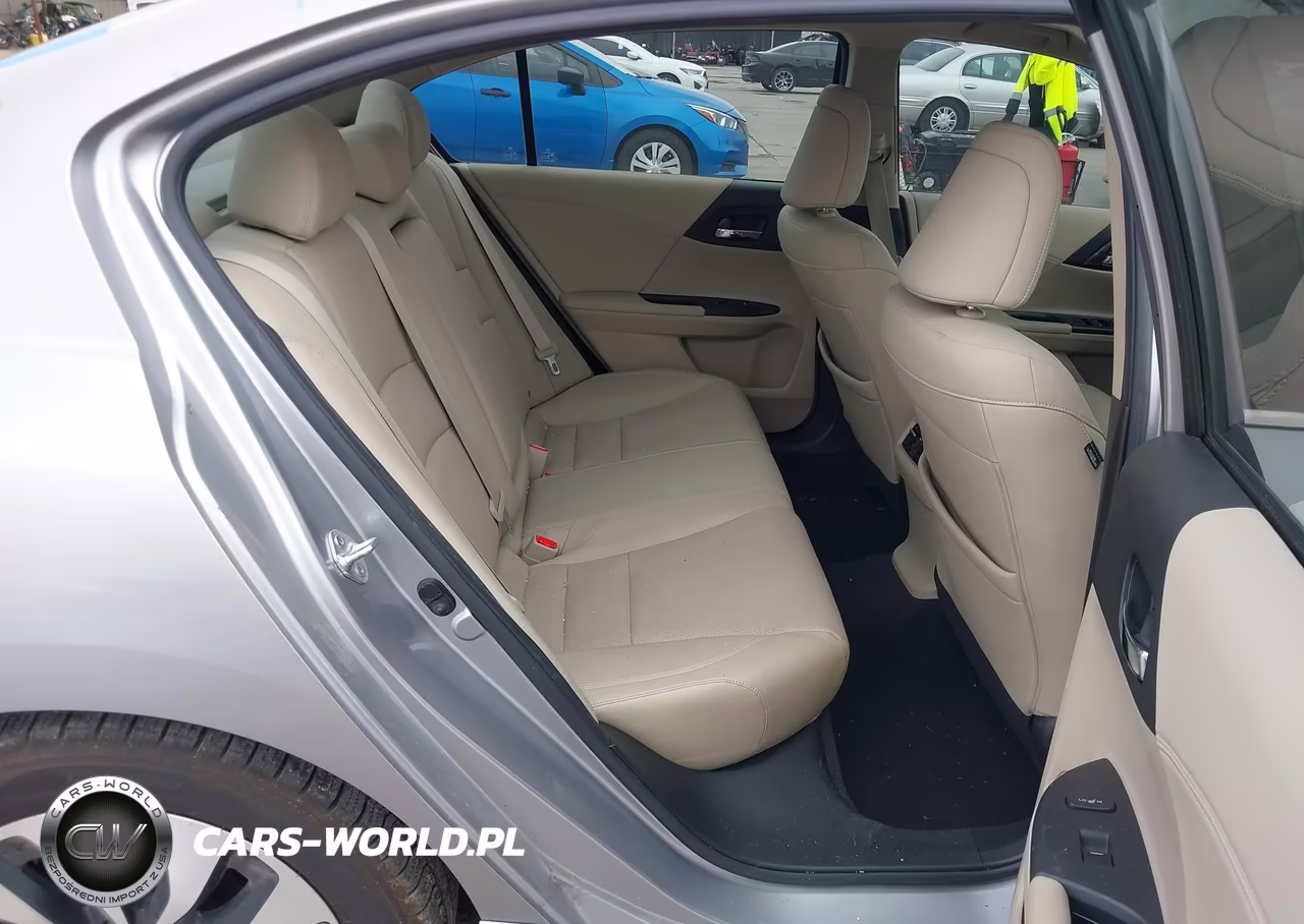 2017 Honda Accord Hybrid Touring VIN:JHMCR6F71HC028330 - 8