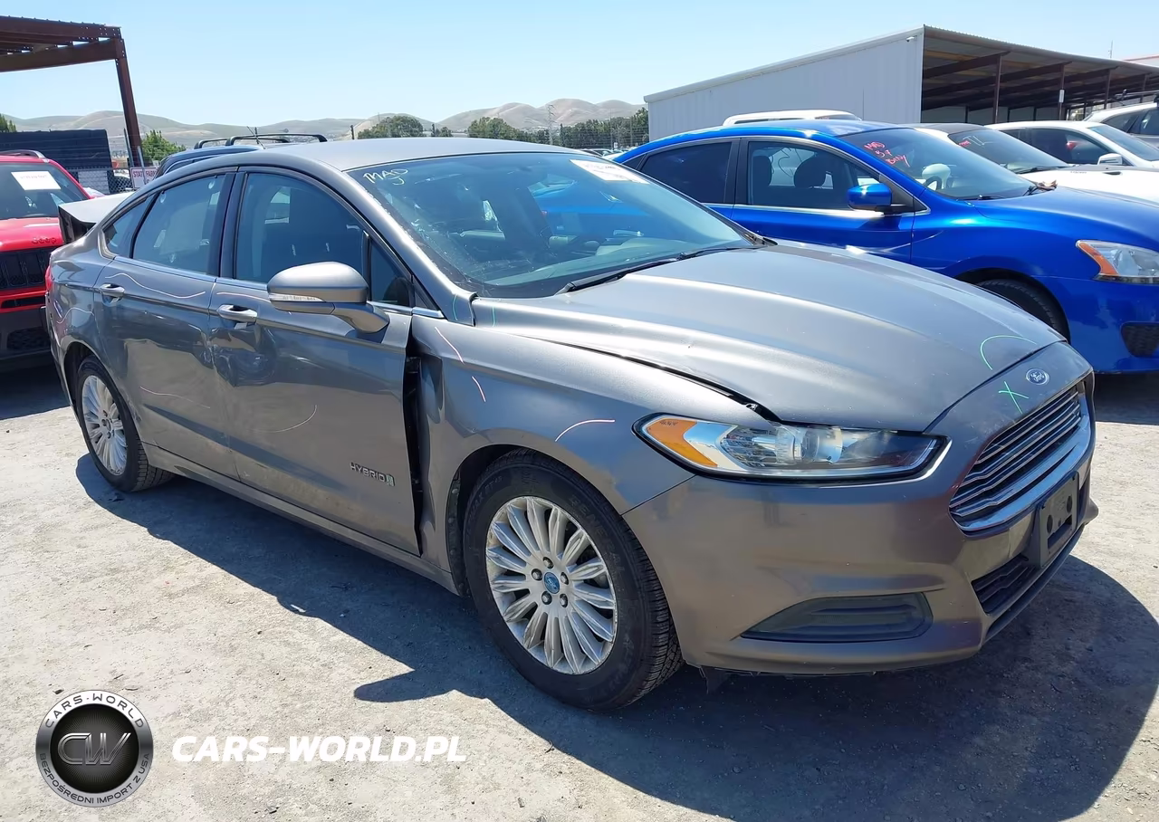 2013 Ford Fusion Hybrid Se – zdjęcie 1 z 16