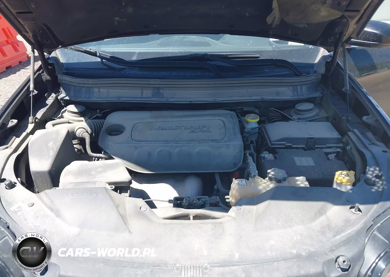 2019 Jeep Cherokee North VIN:1C4PJMCB4KD406794 - 10