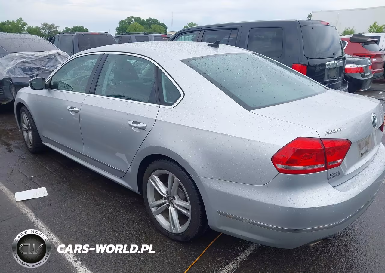 2015 Volkswagen Passat 2.0L Tdi Sel Premium VIN:1VWCV7A32FC014955 - 3