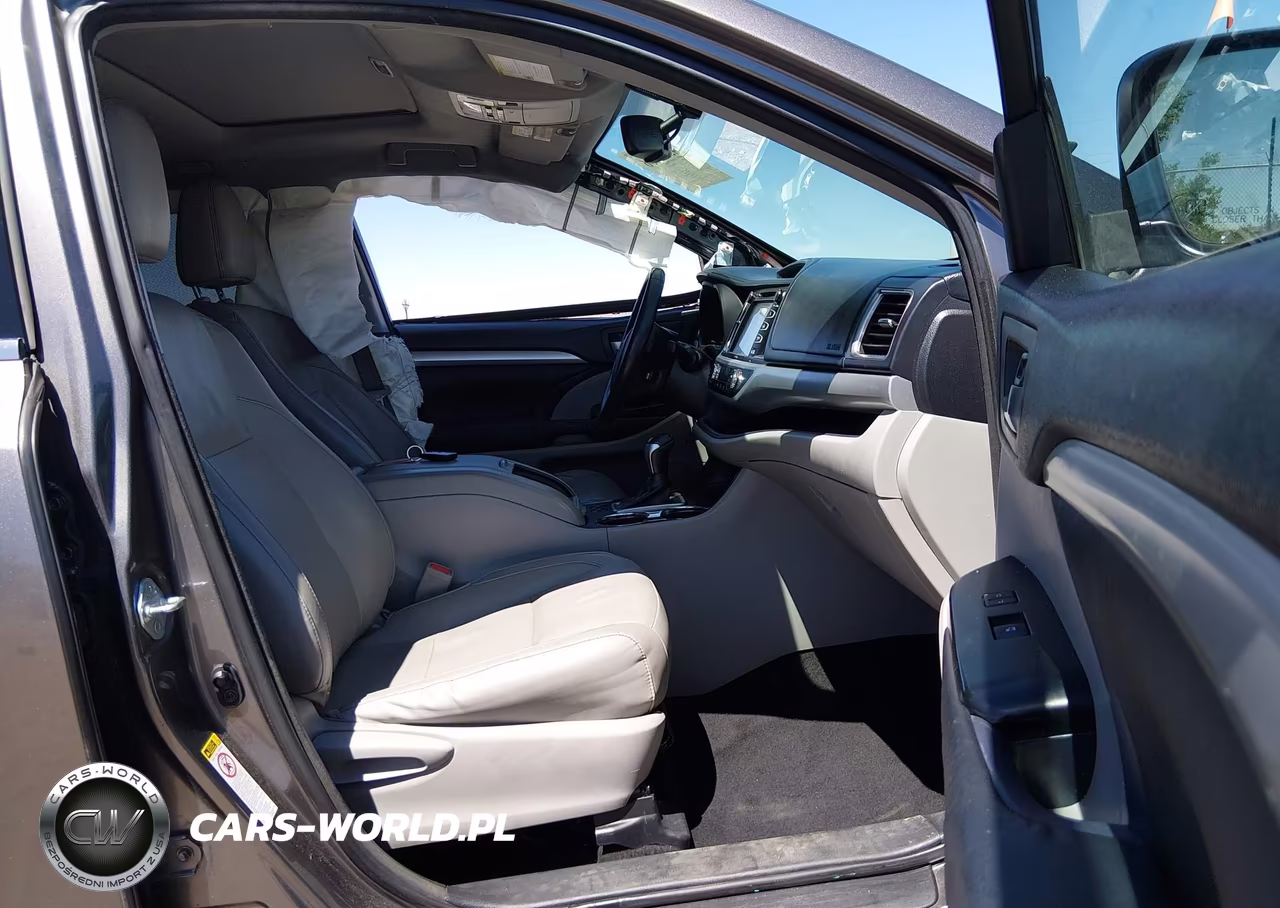 2015 Toyota Highlander Xle V6 VIN:5TDKKRFH5FS063699 - 5