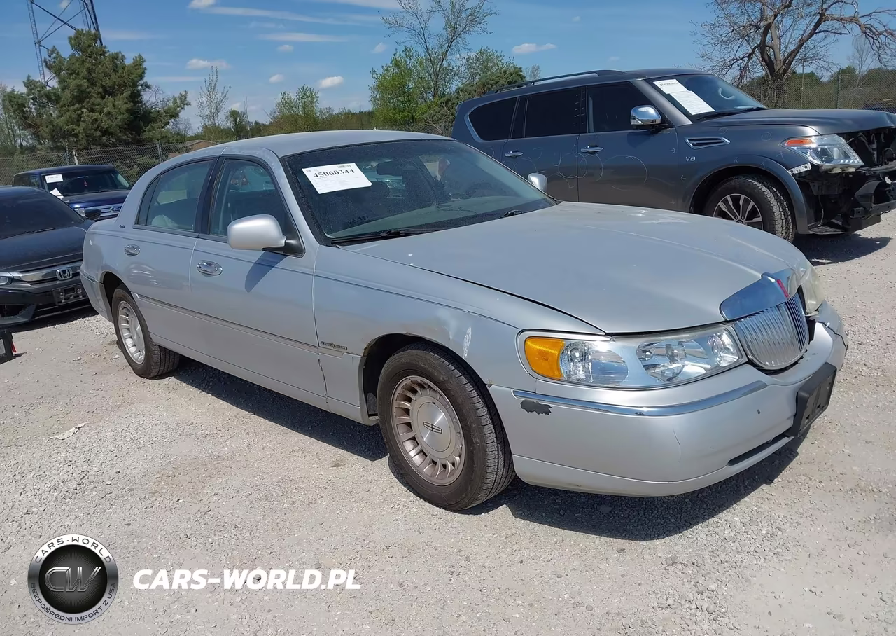1998 Lincoln Town Car Executive