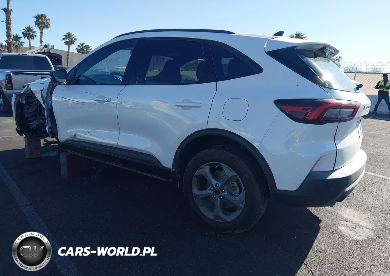 2025 Ford Escape St-Line VIN:1FMCU0MZ1SUB49924 - 3