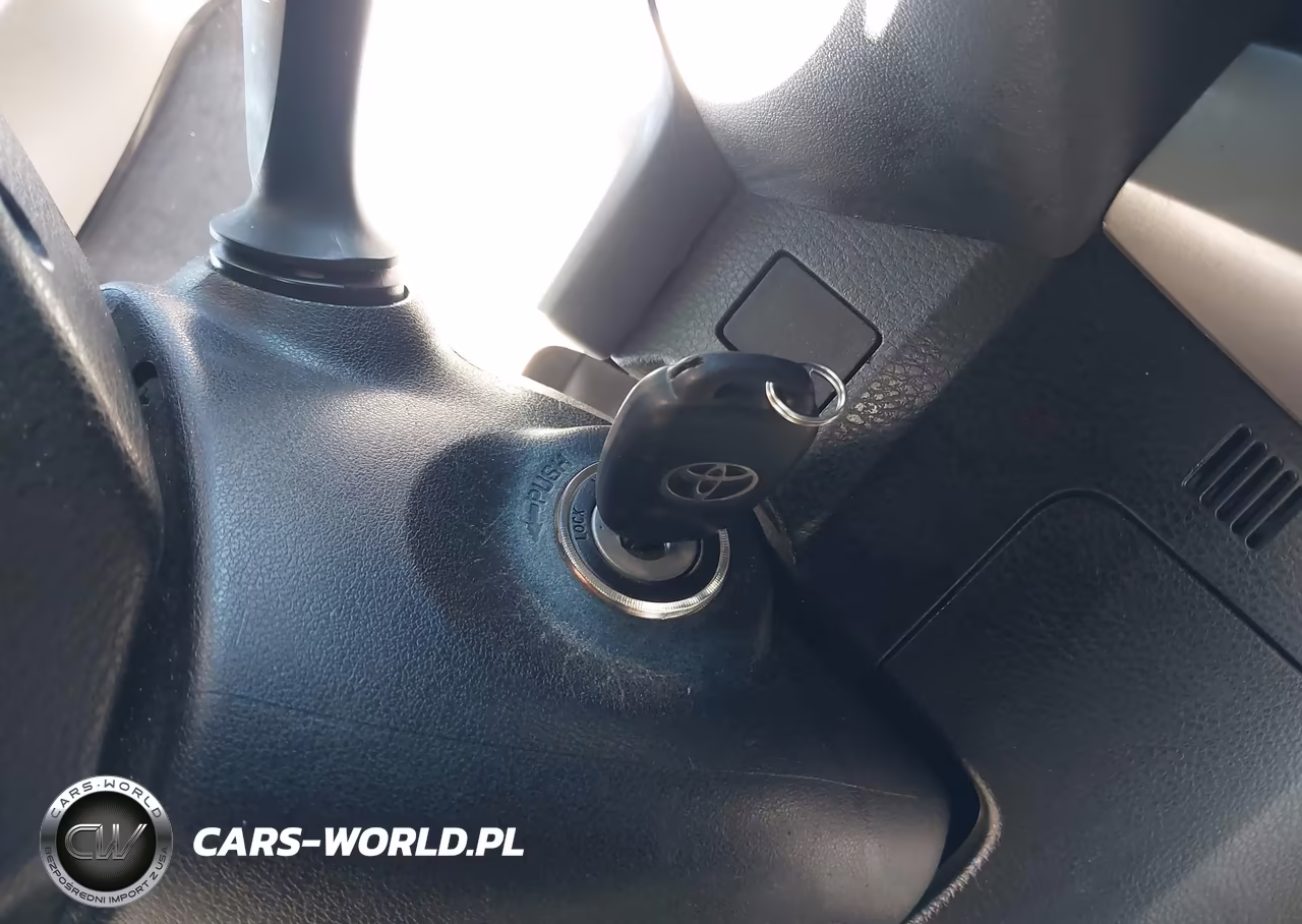 2017 Toyota Rav4 Le VIN:2T3BFREV7HW672290 - 11