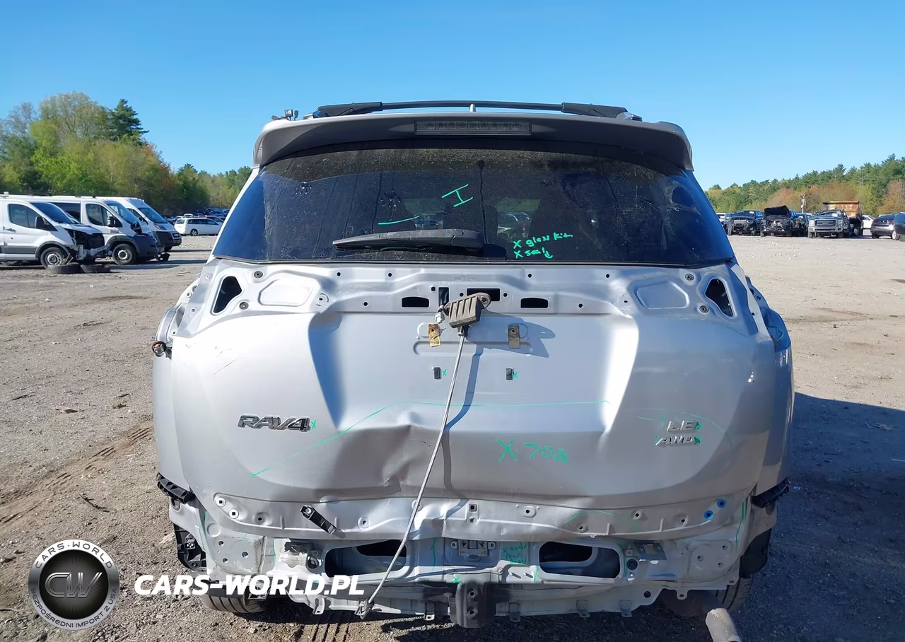 2017 Toyota Rav4 Le VIN:2T3BFREV7HW672290 - 17
