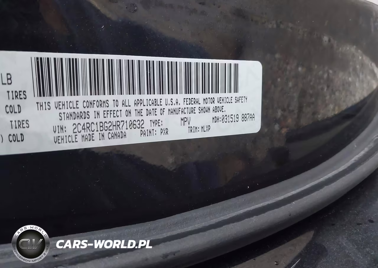 2017 Chrysler Pacifica Touring-L VIN:2C4RC1BG2HR710632 - 9