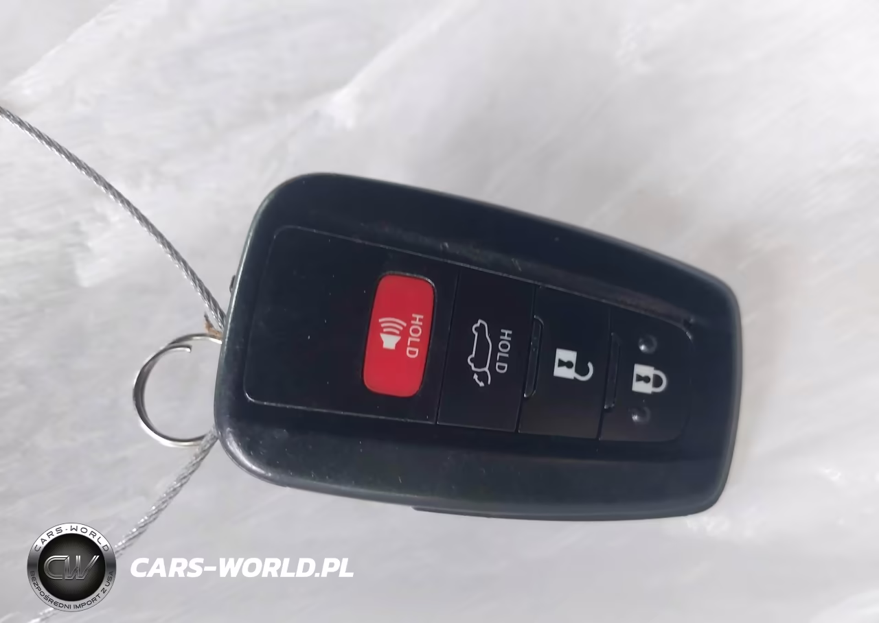 2021 Toyota Rav4 Hybrid Xle VIN:2T3RWRFV6MW112896 - 11