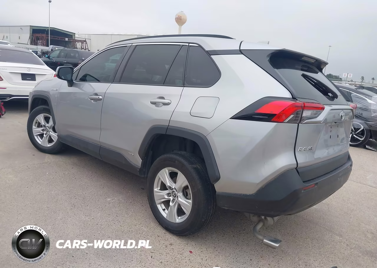 2021 Toyota Rav4 Hybrid Xle VIN:2T3RWRFV6MW112896 - 3