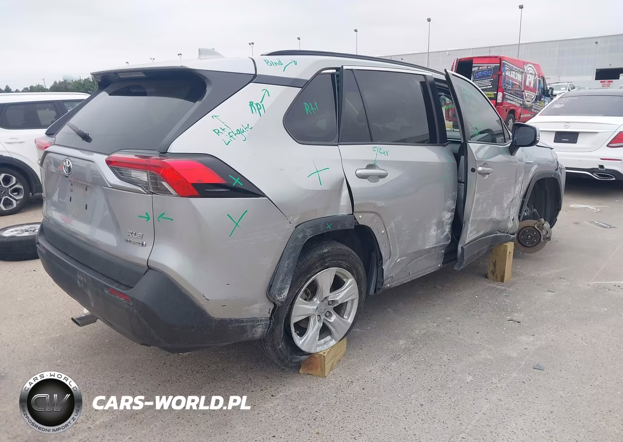 2021 Toyota Rav4 Hybrid Xle VIN:2T3RWRFV6MW112896 - 4