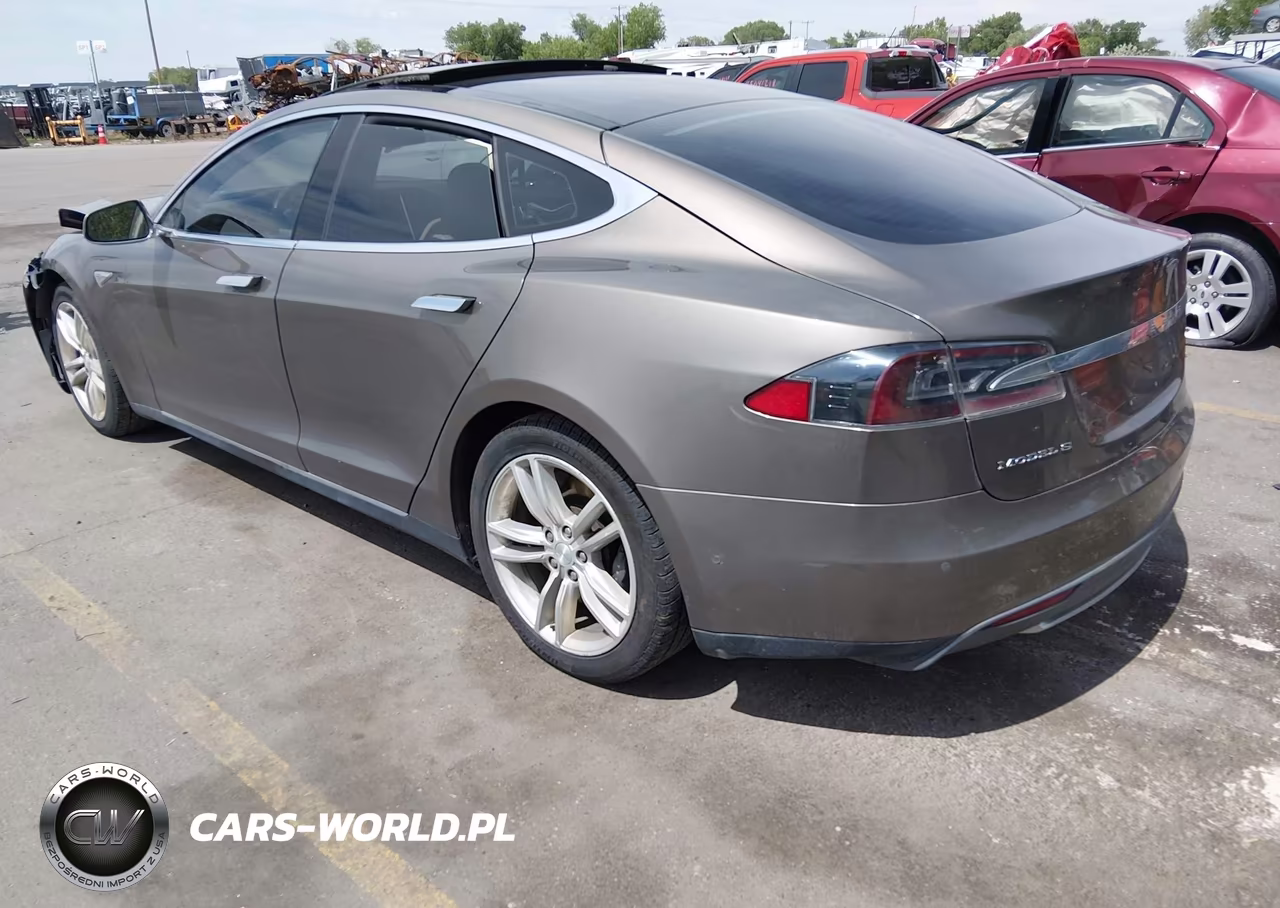 2015 Tesla Model S VIN:5YJSA1H20FF096434 - 3