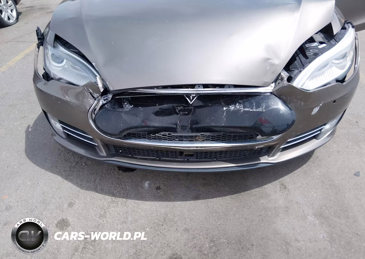 2015 Tesla Model S VIN:5YJSA1H20FF096434 - 6