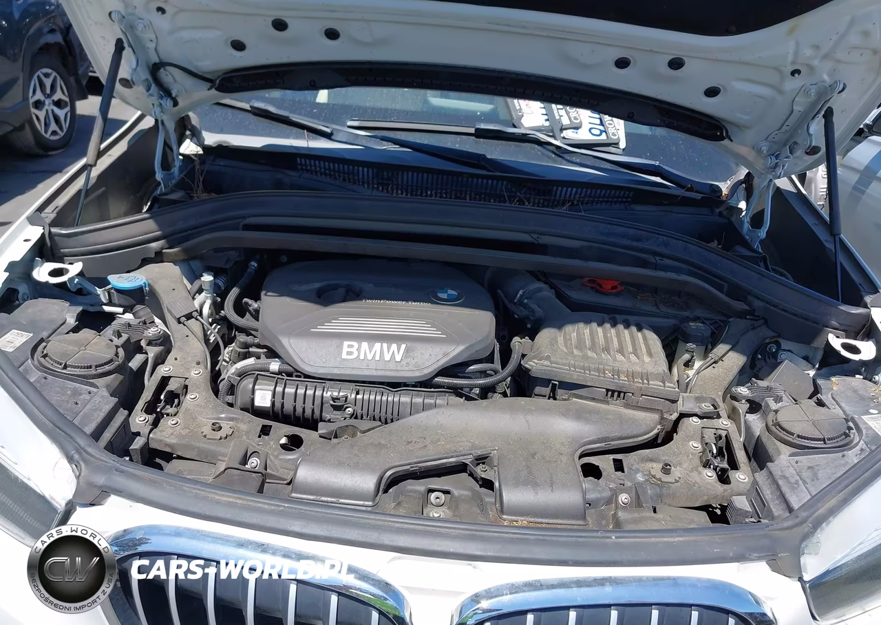 2017 BMW X1 xDrive28I VIN:WBXHT3C31H5F76847 - 10