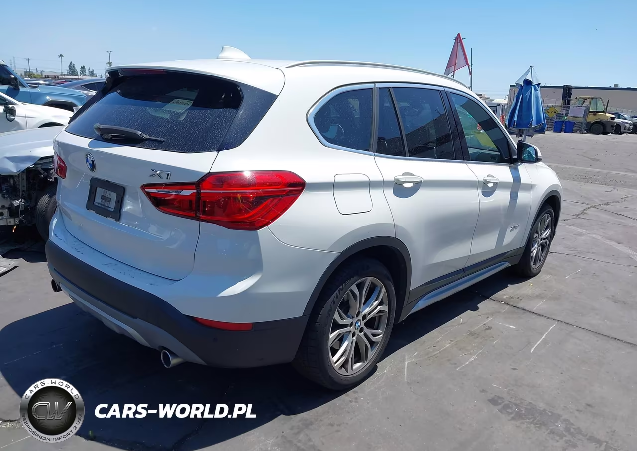 2017 BMW X1 xDrive28I VIN:WBXHT3C31H5F76847 - 4