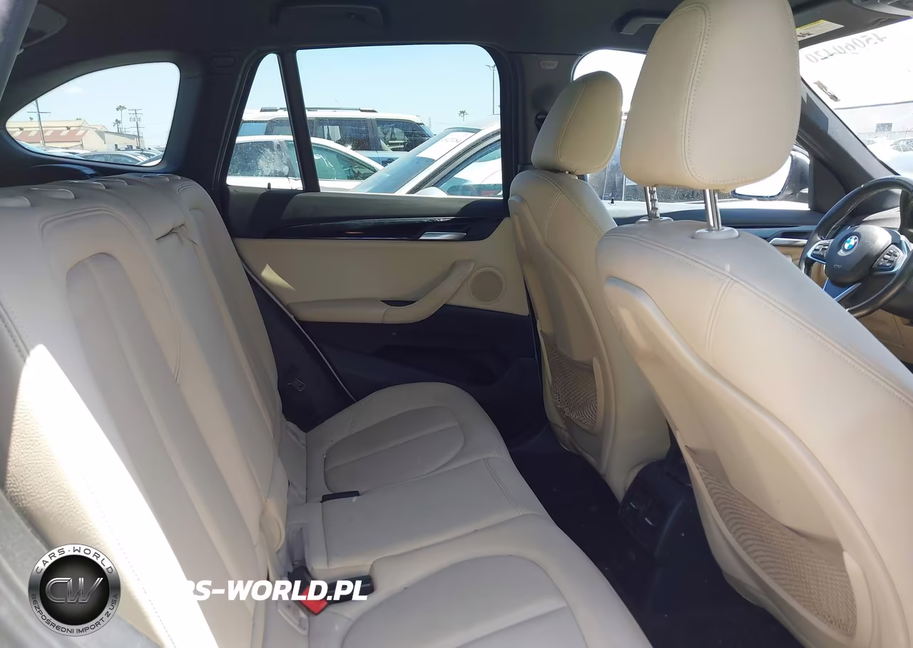 2017 BMW X1 xDrive28I VIN:WBXHT3C31H5F76847 - 8