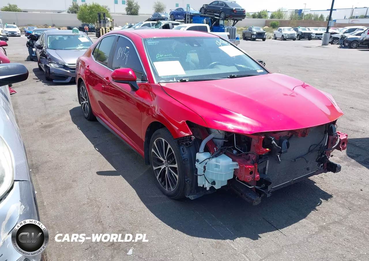 2020 Toyota Camry Se