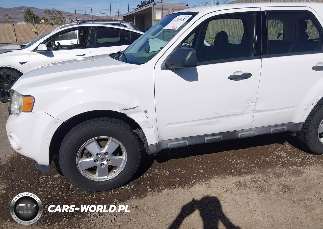 2012 Ford Escape Xls VIN:1FMCU9C79CKB92974 - 6