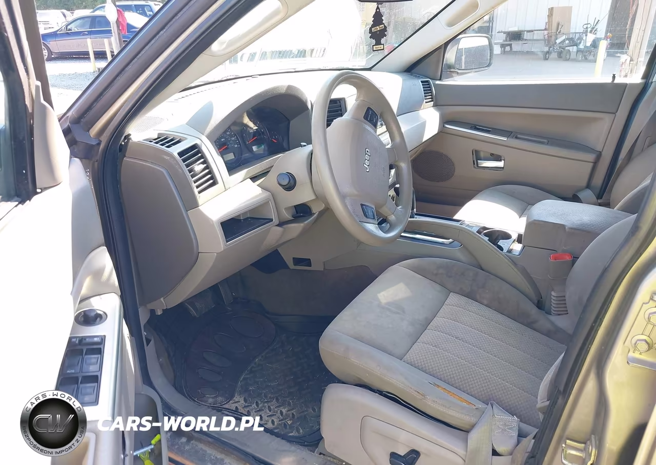 2005 Jeep Grand Cherokee Laredo VIN:1J4GS48K25C554050 - 5