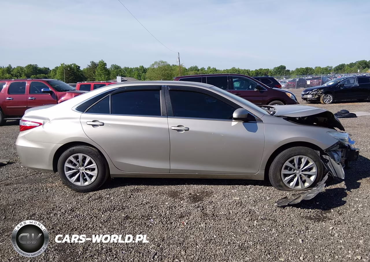2017 Toyota Camry Le VIN:4T1BF1FK5HU290645 - 13