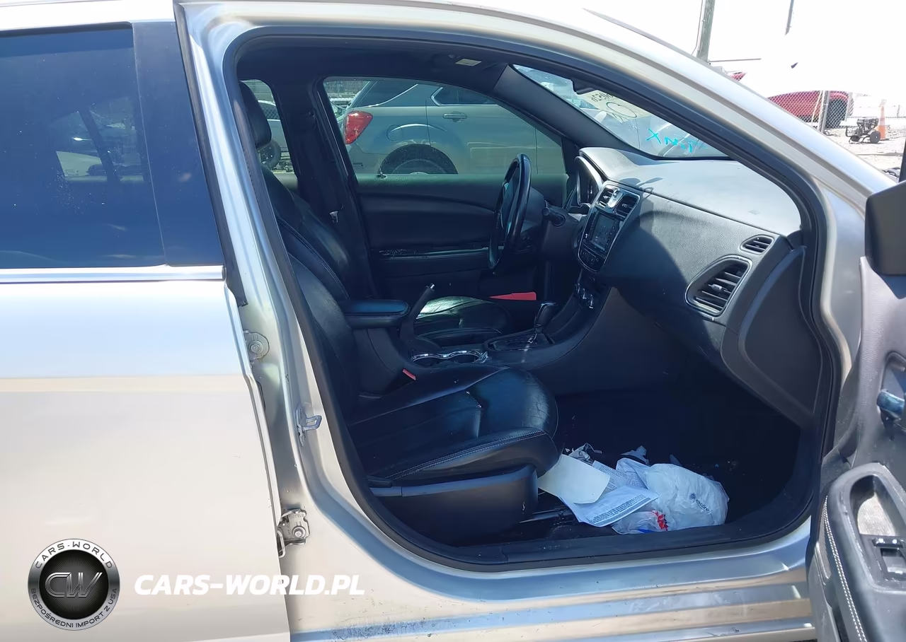 2012 Chrysler 200 Limited VIN:1C3CCBCB0CN121670 - 5