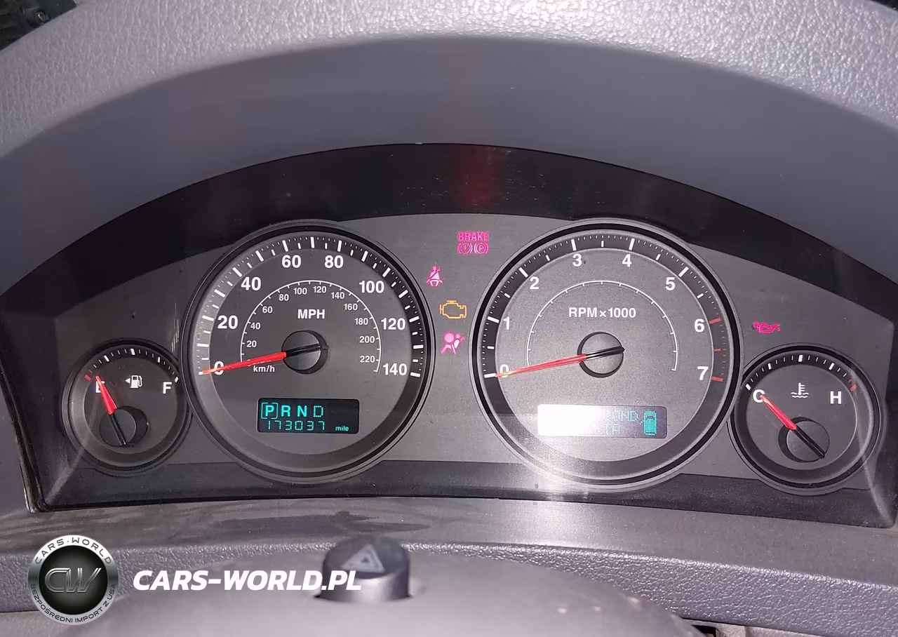 2005 Jeep Grand Cherokee Laredo VIN:1J4GR48K05C542491 - 7