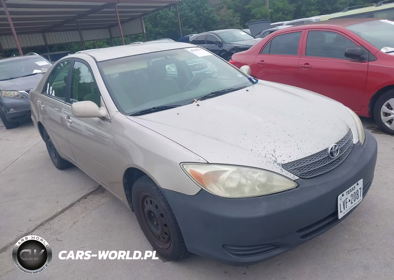 2004 Toyota Camry Le – zdjęcie 1 z 10