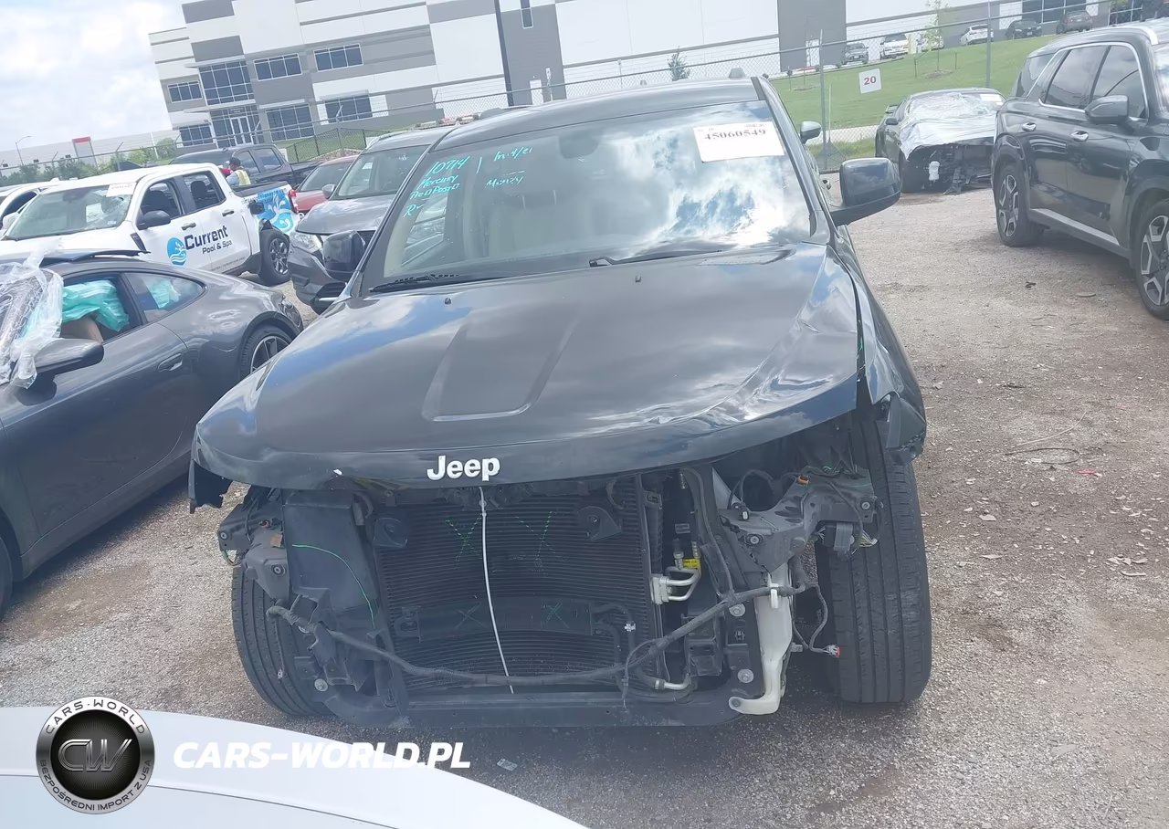 2015 Jeep Grand Cherokee Laredo VIN:1C4RJEAG7FC199374 - 12