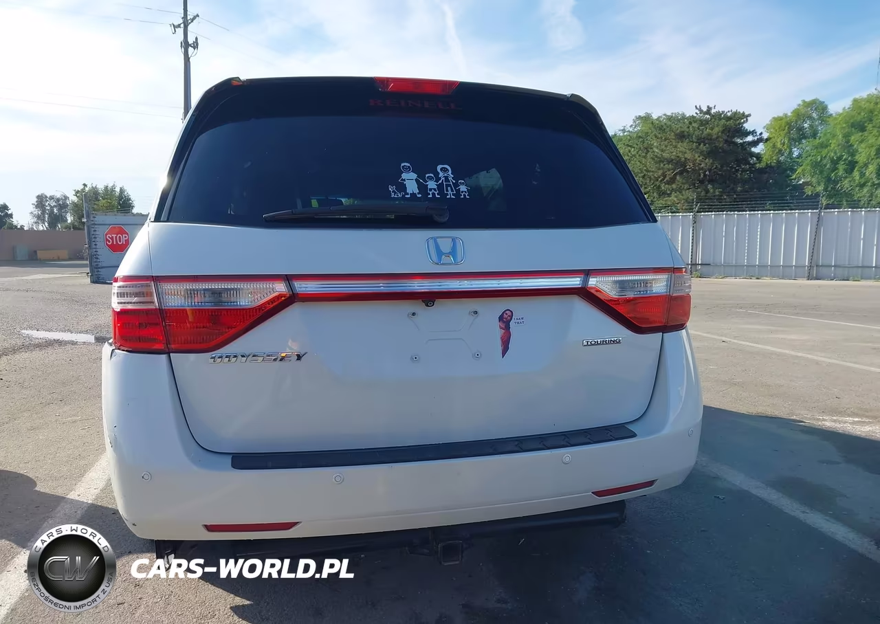 2012 Honda Odyssey Touring-Touring Elite VIN:5FNRL5H91CB010153 - 16