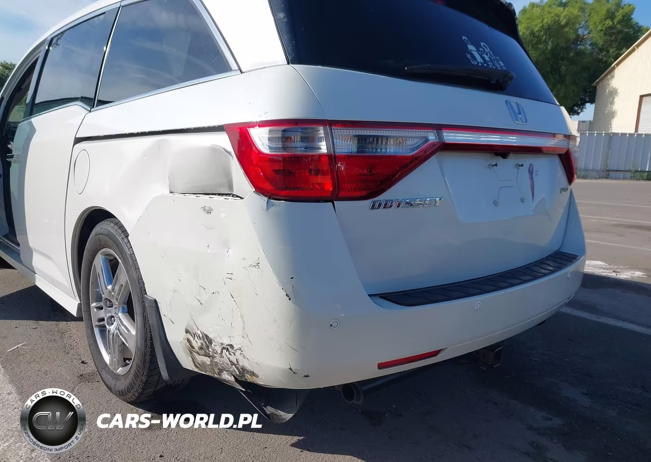 2012 Honda Odyssey Touring-Touring Elite VIN:5FNRL5H91CB010153 - 17