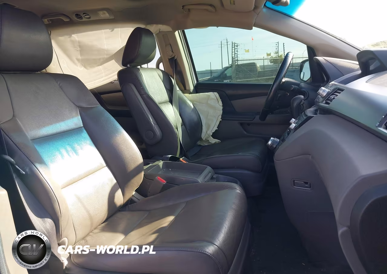 2012 Honda Odyssey Touring-Touring Elite VIN:5FNRL5H91CB010153 - 5