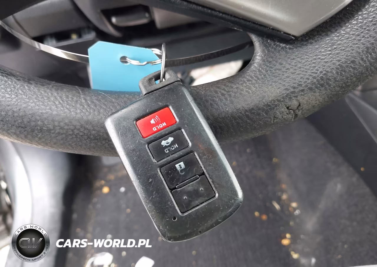 2018 Toyota Rav4 Hybrid Le VIN:JTMRJREV1JD247616 - 11