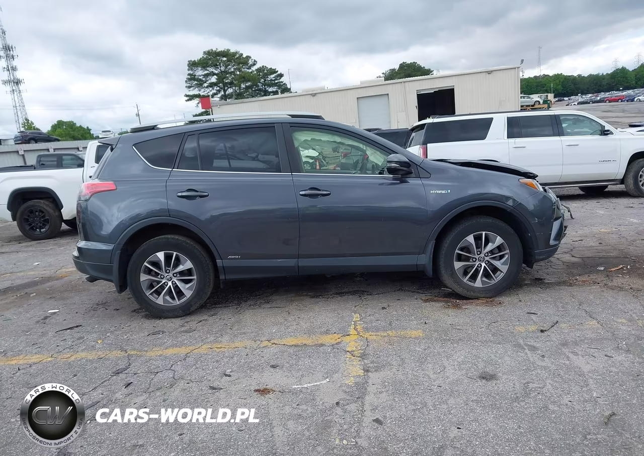 2018 Toyota Rav4 Hybrid Le VIN:JTMRJREV1JD247616 - 13