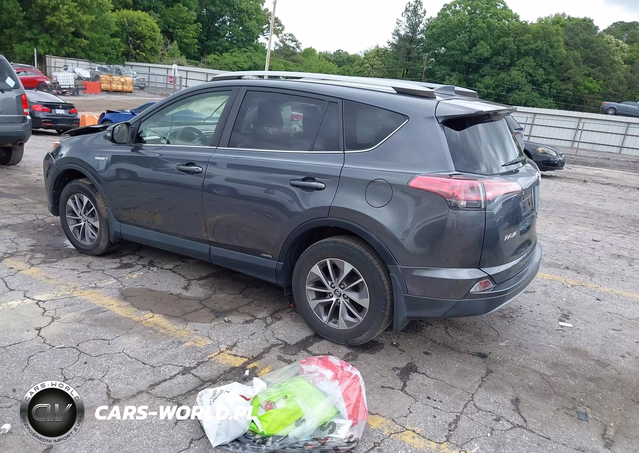 2018 Toyota Rav4 Hybrid Le VIN:JTMRJREV1JD247616 - 3