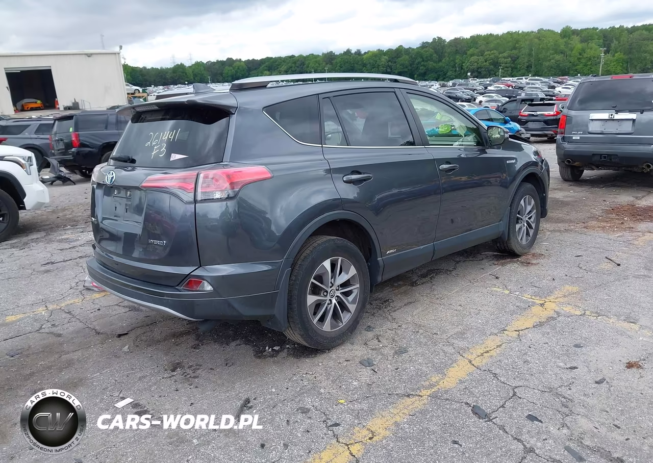 2018 Toyota Rav4 Hybrid Le VIN:JTMRJREV1JD247616 - 4
