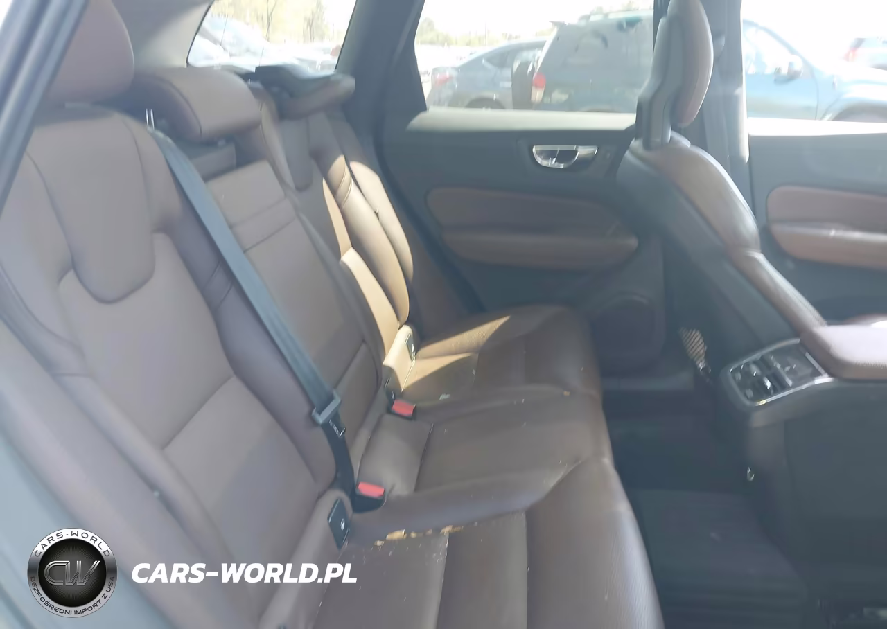 2018 Volvo Xc60 T5 Inscription VIN:LYV102RL9JB097541 - 8