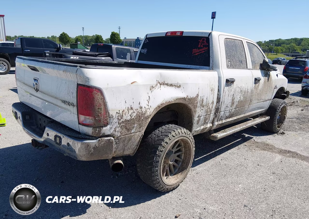 2016 Ram 2500 Tradesman VIN:3C6UR5CL8GG268981 - 4