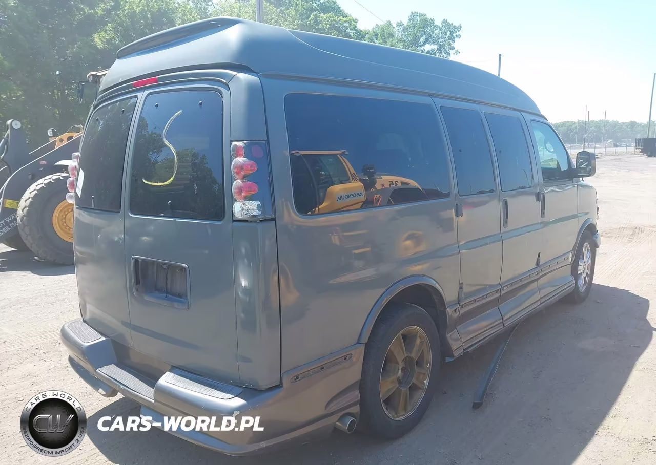 2004 Chevrolet Express VIN:1GBFG15T741139786 - 4