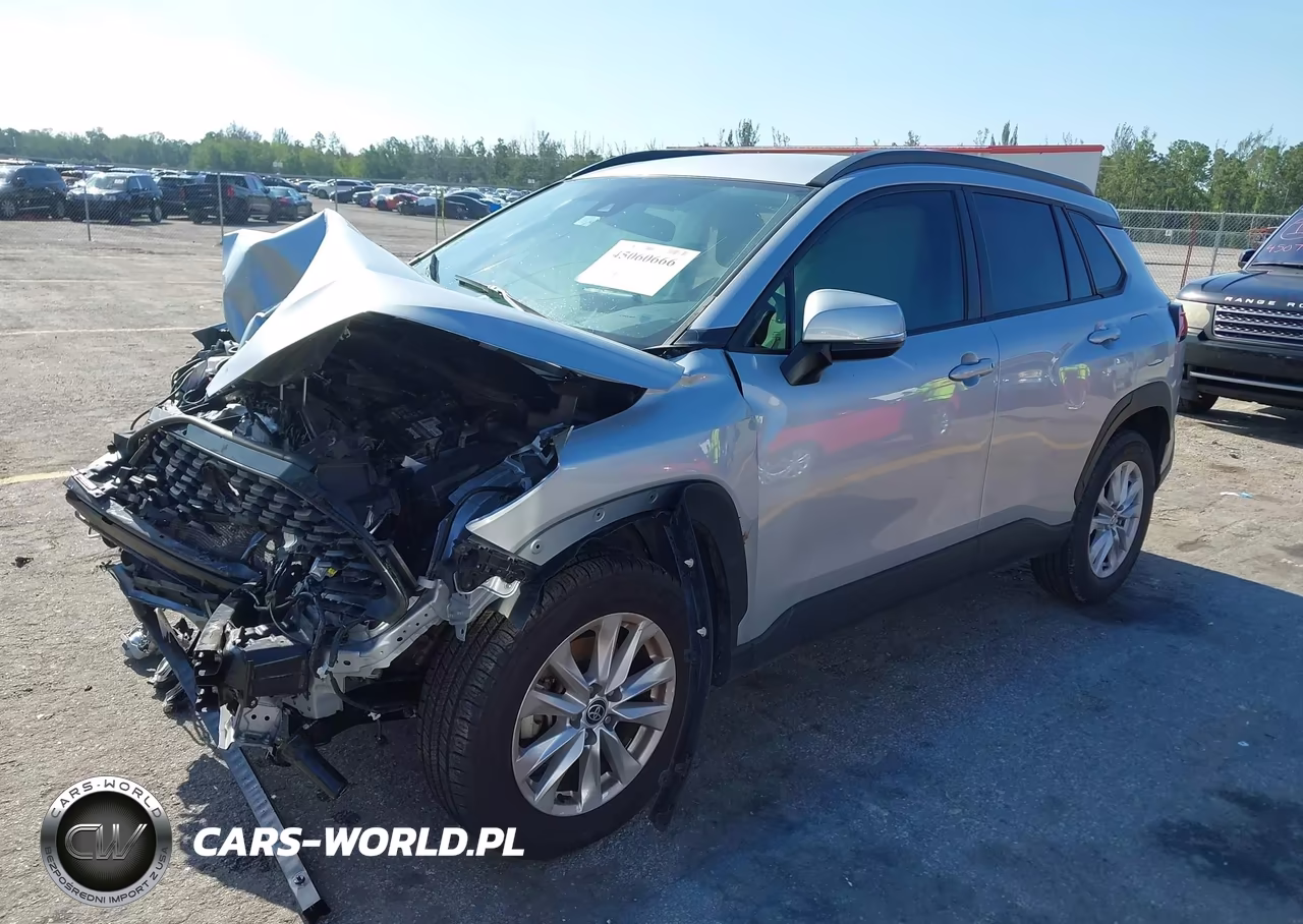 2022 Toyota Corolla Cross Le VIN:7MUCAAAG3NV004243 - 2