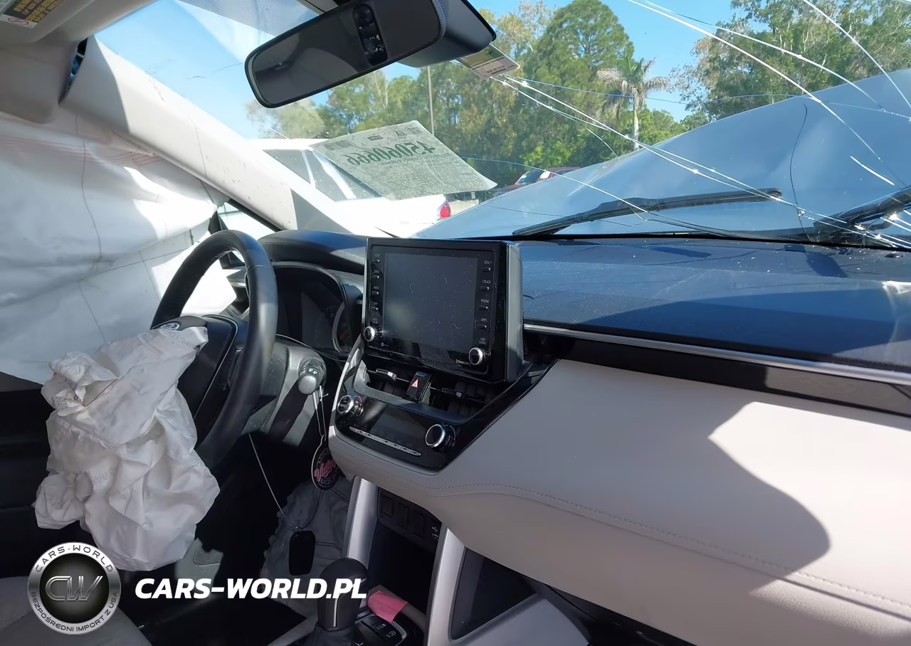 2022 Toyota Corolla Cross Le VIN:7MUCAAAG3NV004243 - 5