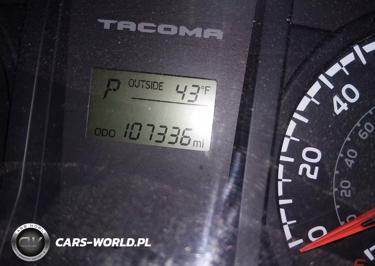 2017 Toyota Tacoma Sr VIN:5TFSX5EN1HX054691 - 16