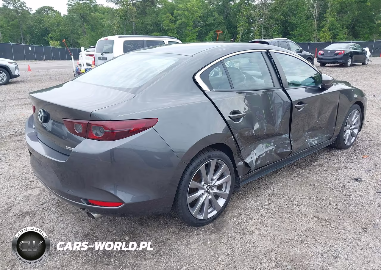 2019 Mazda Mazda3 Select Package VIN:JM1BPACL4K1112605 - 4