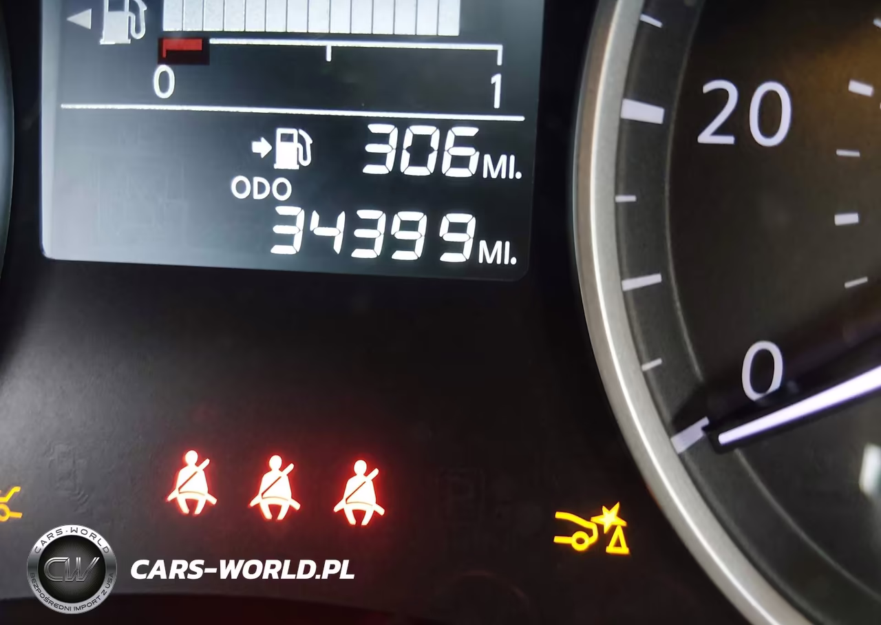 2022 Nissan Versa S 5-Speed Manual Transmission VIN:3N1CN8BV5NL868448 - 16