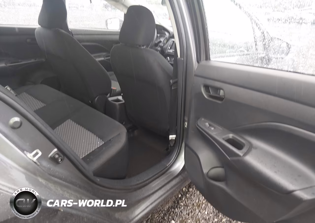 2022 Nissan Versa S 5-Speed Manual Transmission VIN:3N1CN8BV5NL868448 - 8