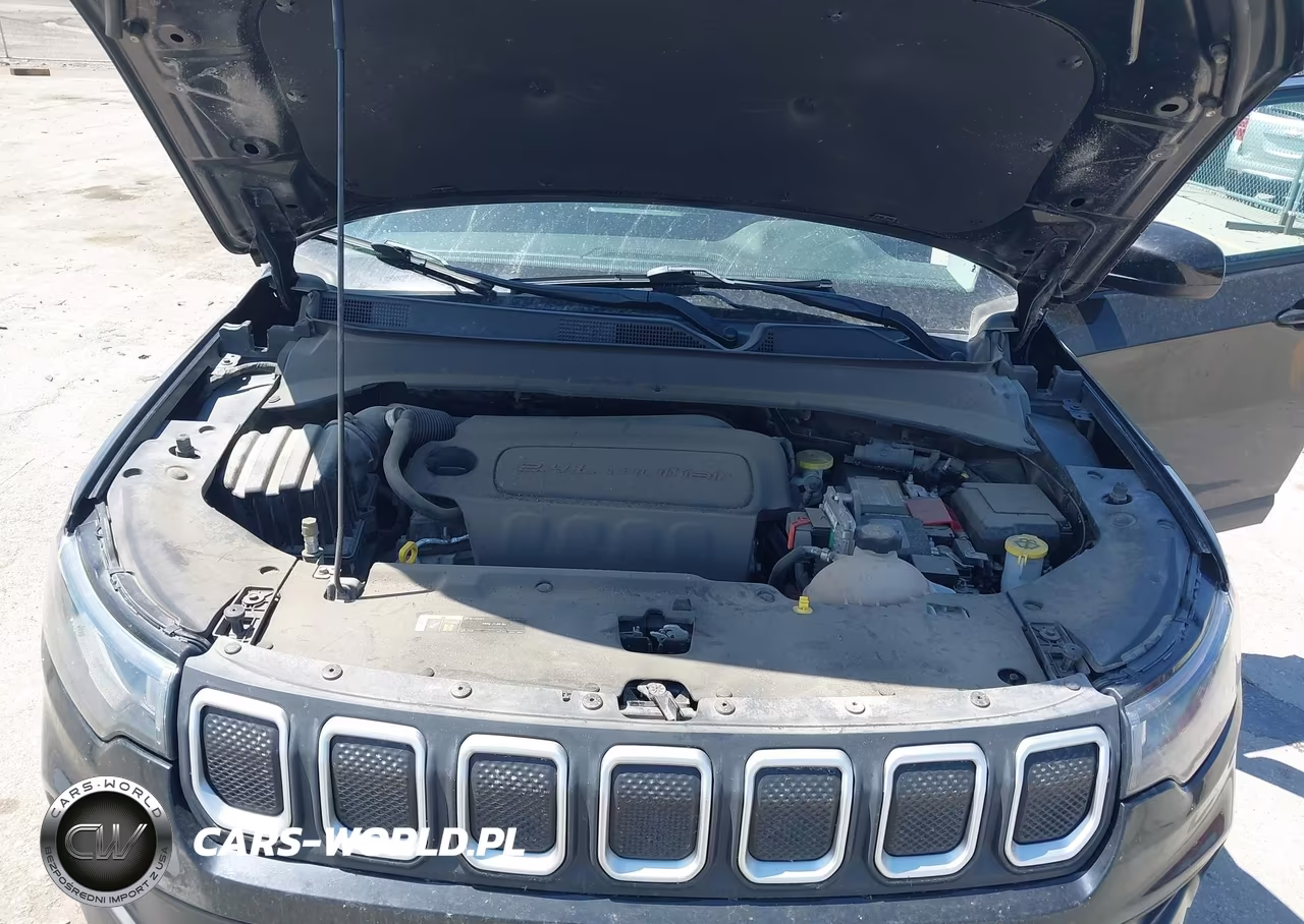 2022 Jeep Compass Latitude Lux 4X4 VIN:3C4NJDFB7NT135523 - 10