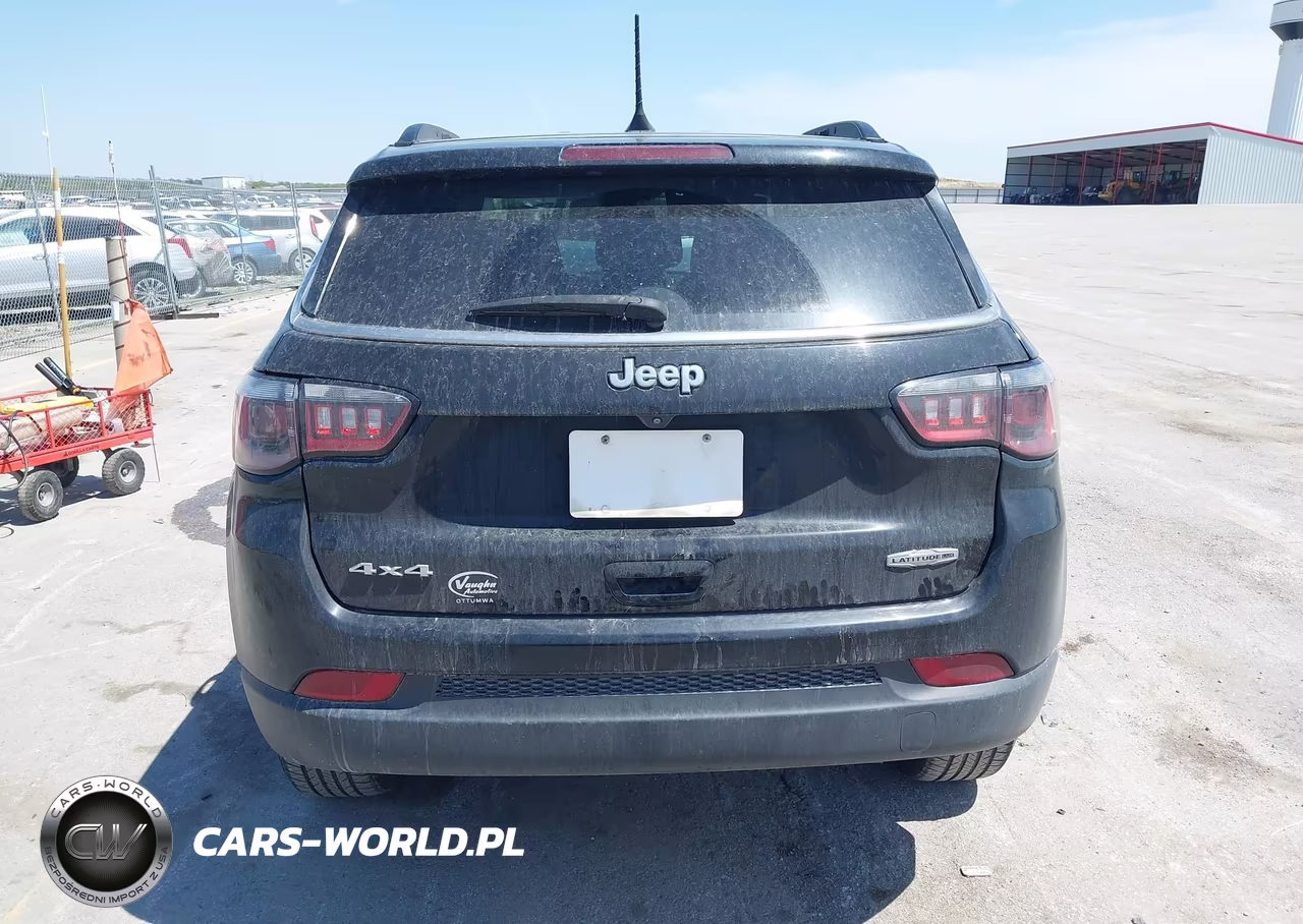 2022 Jeep Compass Latitude Lux 4X4 VIN:3C4NJDFB7NT135523 - 16