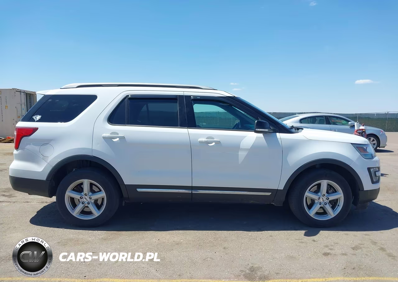 2017 Ford Explorer Xlt VIN:1FM5K8D85HGB85823 - 13