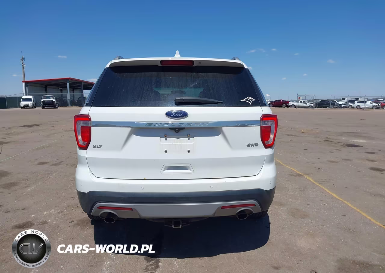 2017 Ford Explorer Xlt VIN:1FM5K8D85HGB85823 - 16