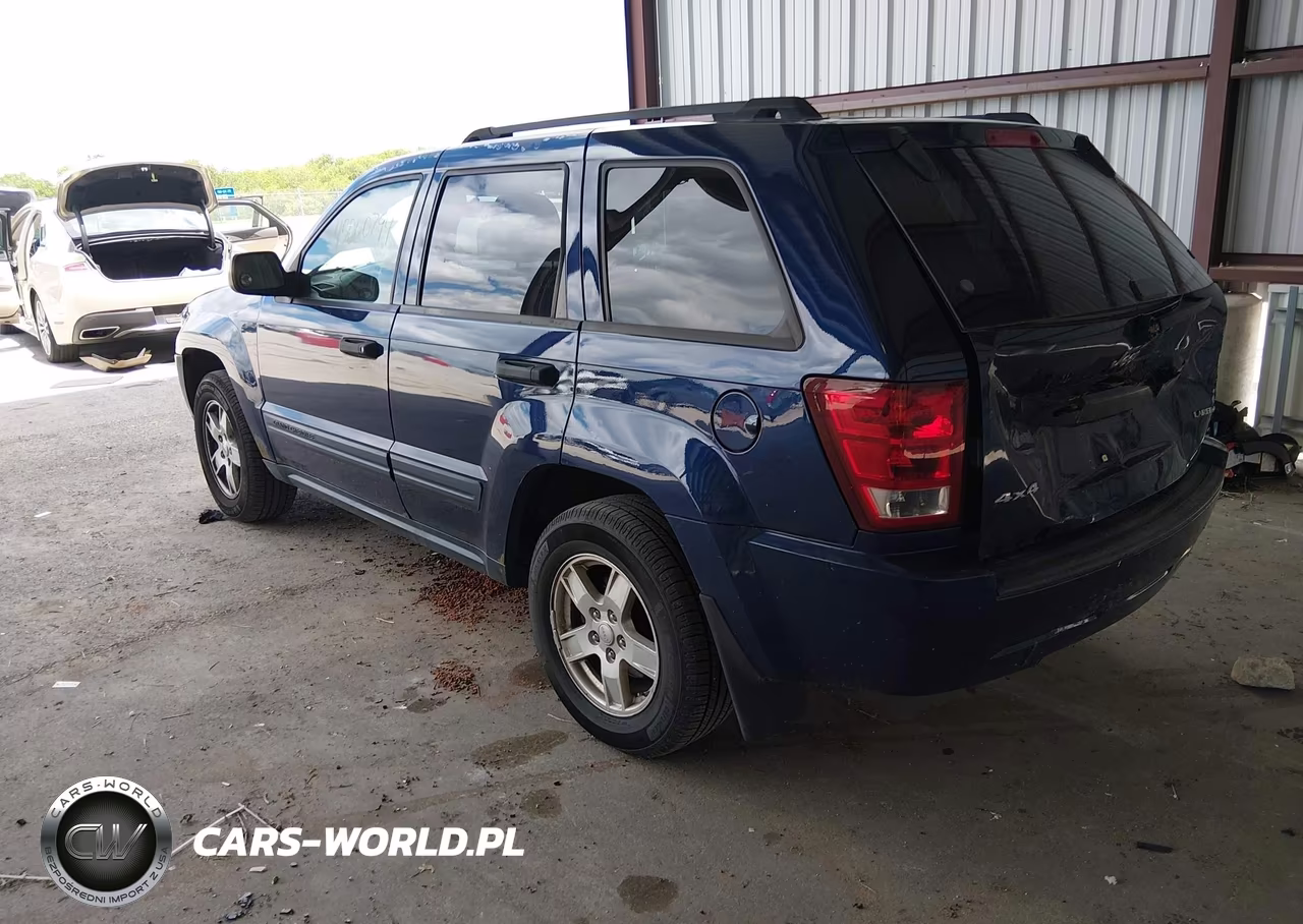 2005 Jeep Grand Cherokee Laredo VIN:1J4GR48K65C721862 - 3